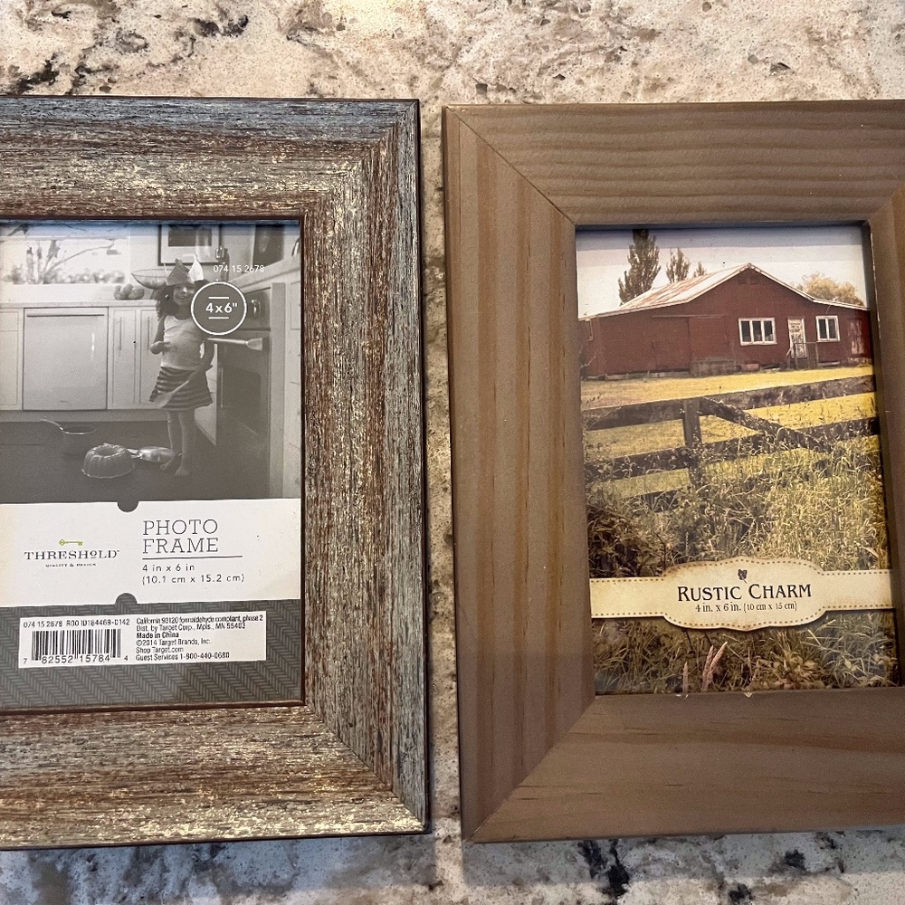 2 never used frames for 4"X6"pictures.